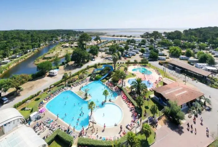 Au Viviers Camping Siblu Sublime Bungalow